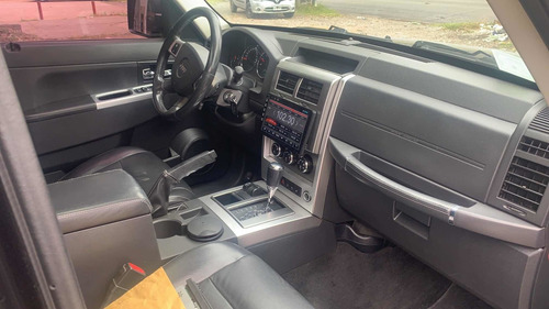 Jeep Cherokee 3.7 Limited 205hp Atx 2011