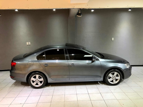 Volkswagen Vento 2.5 Luxury 170cv Tiptronic 2013