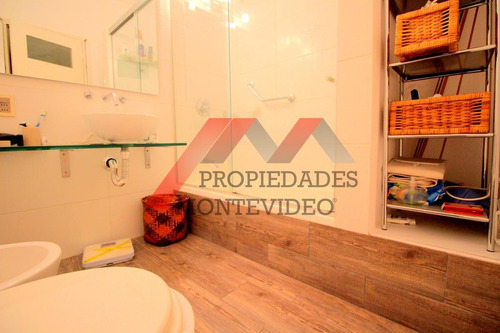 Apartamento En Venta 4 Dormitorios - Pocitos