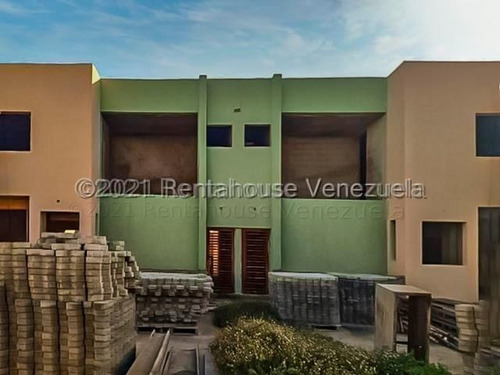 Imagen 6 de 11 de Townhouse En Venta Ubicado En Buena Zona De La Ciudad De Punto Fijo