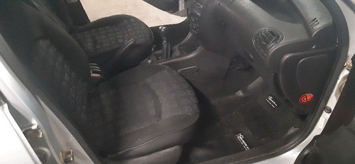 Imagen 11 de 15 de Peugeot 206 1.9 Xrd Premium 5 P