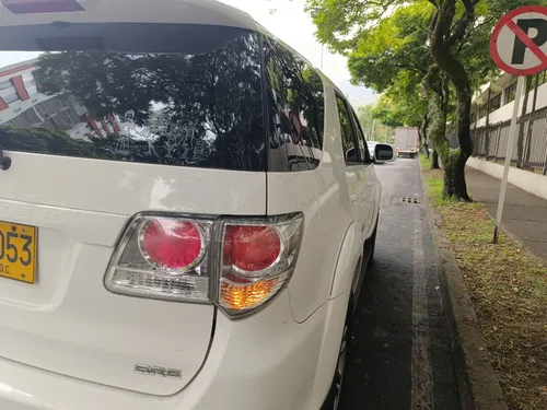 Toyota Fortuner 2.7l 4x2