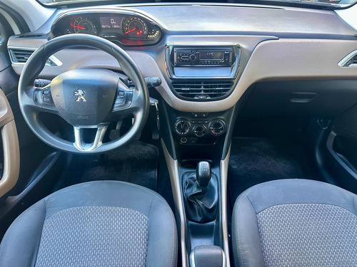 Peugeot 2008 1.6 Active
