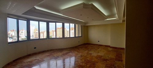 Imagen 2 de 14 de Alquiler Apartamento Bien Ubicado Calle 72 Pozo De Agua