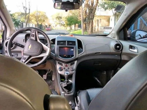 Imagen 9 de 17 de Chevrolet Sonic 2016 1.6 Ltz 5 P
