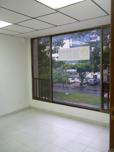 Imagen 15 de 17 de Edificio En Arriendo En Cali Nueva Tequendama. Cod 76341