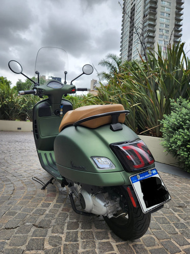 Vespa 300 Gts - Customizada