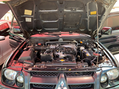 Mitsubishi Pajero Sport Hpe 3.5 V6 Verde 2010