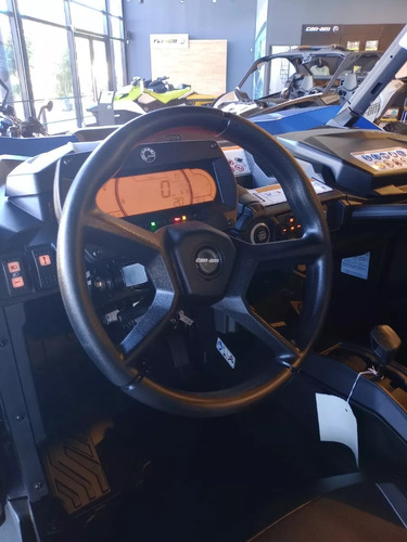 Utv Can-am Commander Xt 1000r