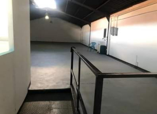 Imagen 6 de 7 de Venta De Galpón En Los Dos Caminos 530mt2.