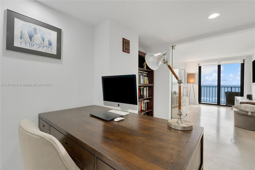 Departamento En Venta Ubicado En 2301 Collins Ave, Miami, Florida