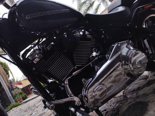 Imagen 12 de 15 de Harley Davidson Breakout