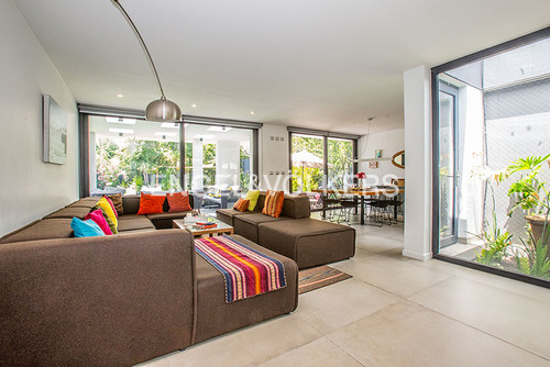 Arriendo Moderna Casa San Damián , Las Condes