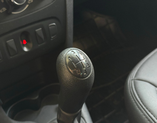Renault Sandero 1.0 12V SCE FLEX AUTHENTIQUE MANUAL