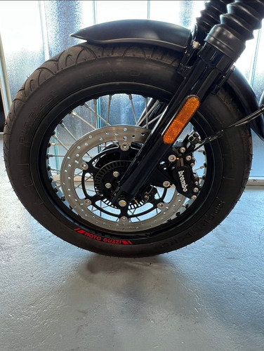 Imagen 8 de 14 de Moto Guzzi V7iii Racer