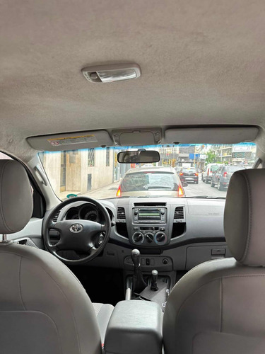 Toyota Hilux Pick-up 3.0 I Srv Cab Doble 4x4 (2009)