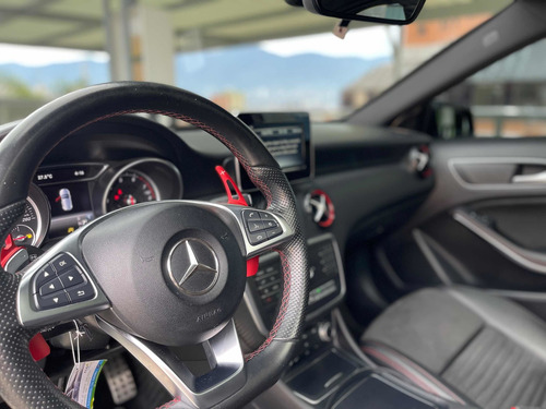 Imagen 10 de 14 de Mercedes-benz Clase A 2017 2.0 A 250 Sport