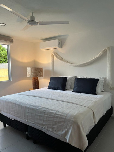 Casa En Venta En El Centro De Merida, Yucatán .