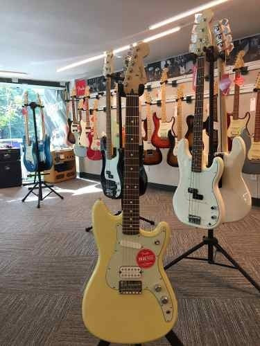 Duo-sonic Hs Canary D. Fender