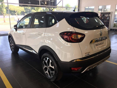 Renault Captur 1.6 16v Sce Flex Bose X-tronic