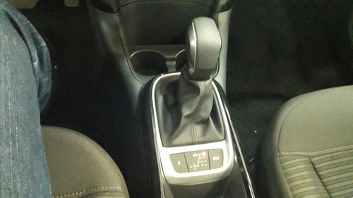 Imagem 12 de 14 de Citroën C4 Cactus 1.6 Vti 120 Live Eat6