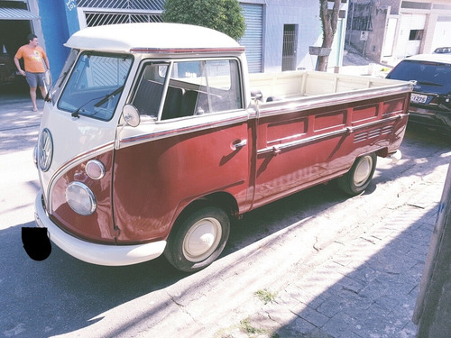 Volkswagen Kombi Corujinha