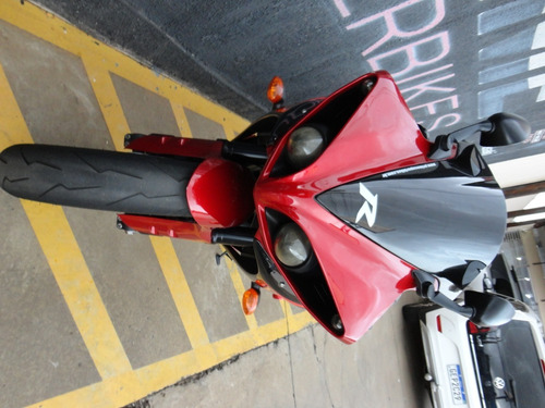 Yamaha Yzf R1