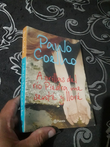 Libro A Orillas Del Rio Piedra Me Senté Y Lloré Paulo Coelho