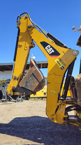 Retroexcavadora Caterpillar 416f2 4x4 2017