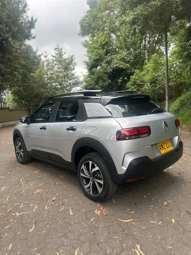 Citroën C4 Cactus 1.6 Shine Turbo Aut