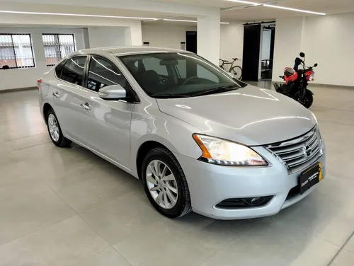 Nissan Sentra 1.8 B17 Advance