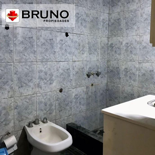 Casa En Venta En Mariano Acosta