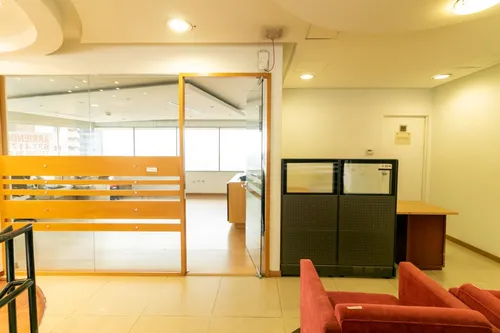 Oficina En Arriendo En Centro Internacional. Cod A1094009