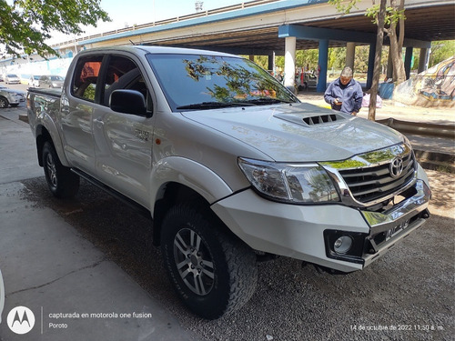 Imagen 4 de 8 de Toyota Hilux Sr