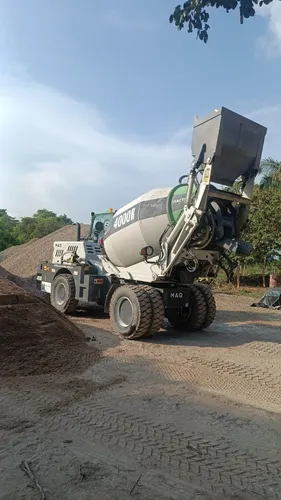 Autohormigonera 4000r (4.0 M³) | Mezcladora De Concreto
