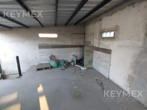 Quinta Con 2 Casas, Piscina, Y Galpón Amplio