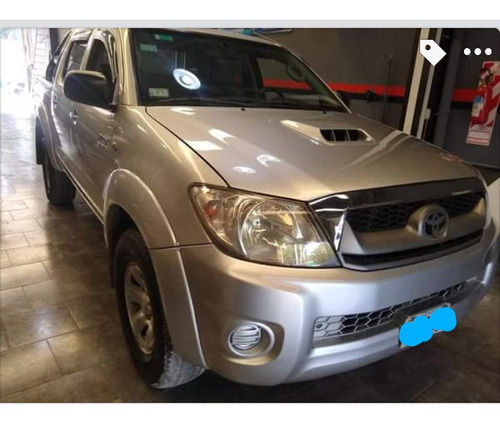 Imagen 1 de 8 de Toyota Hilux 3.0 Cd Sr I 171cv 4x4 2011