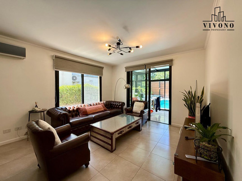 Casa En Venta En Santa Maria De Los Olivos - Malvinas Argentinas - Apta Crédito