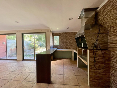 Casa, 4 Dormitorios, 4 Baños, Huertos Familiares