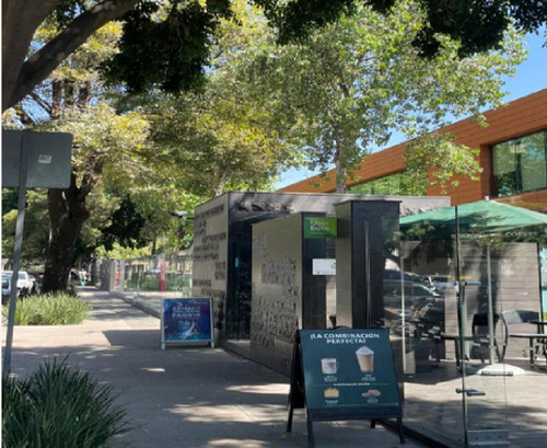 Local 40m2 Con Terraza En Plaza Comercial A Pie De Calle En Av Coyoacan