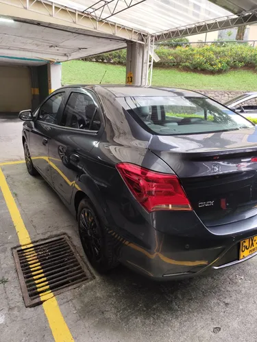 Chevrolet Onix 1.4 Lt