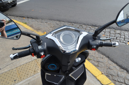 Imagen 11 de 15 de Scooter Electrico Moto Patentada Hawk Usada Litio Ultima