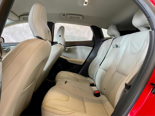 Imagem 10 de 13 de Volvo V40 2.0 T4 Turbo 2013 Automatico Todo Revisado Novo