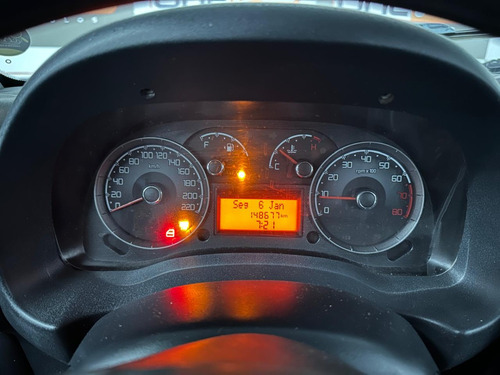 Fiat Doblo 1.8 16v Essence 7l Flex 5p