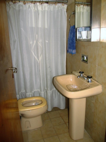 Imagen 20 de 30 de Local, Taller Y Oficinas + Vivienda 2 1/2 Amb C/fondo