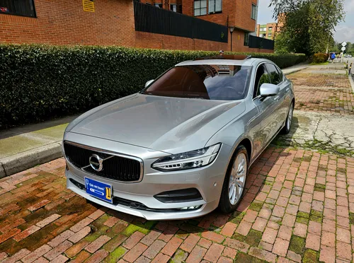 Volvo S90 2.0 T5 Drive-e Momentum