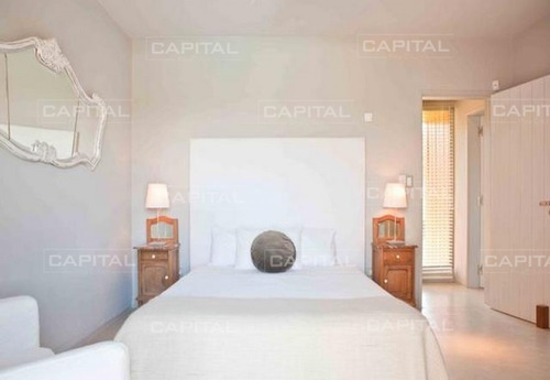 Casa En Jose Ignacio - Moderna- Ref: 25767