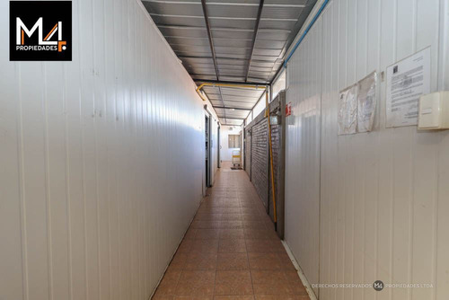 Casa En Venta De 1 Dorm. En Lo Espejo