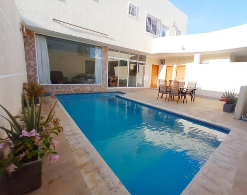 Imagen 7 de 16 de Townhouse En Alquiler La Colonia Mdm: 164016