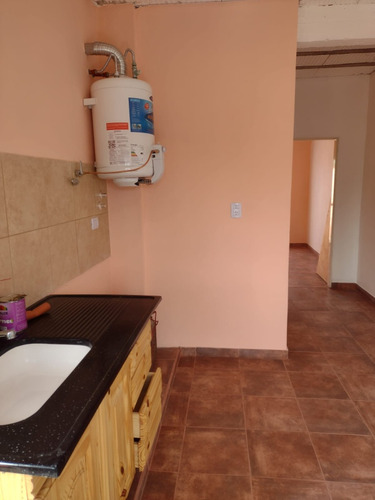 Alquiler Dpto 2 Ambientes , Una Persona Sola .